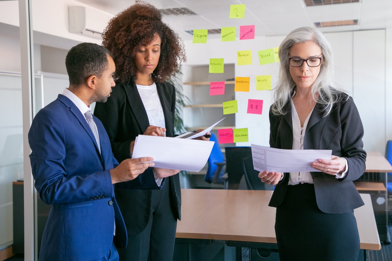 O Papel dos Suprimentos na Experiência dos Colaboradores no Ambiente de Trabalho